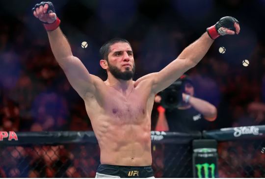 Hajar Garry, Islam Makhachev Catat Rekor 17 Kemenangan Beruntun di UFC